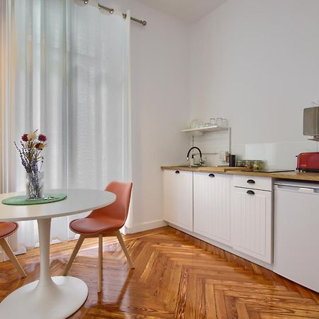 Mezzanine Orange Apartment มาดริด ภายนอก รูปภาพ