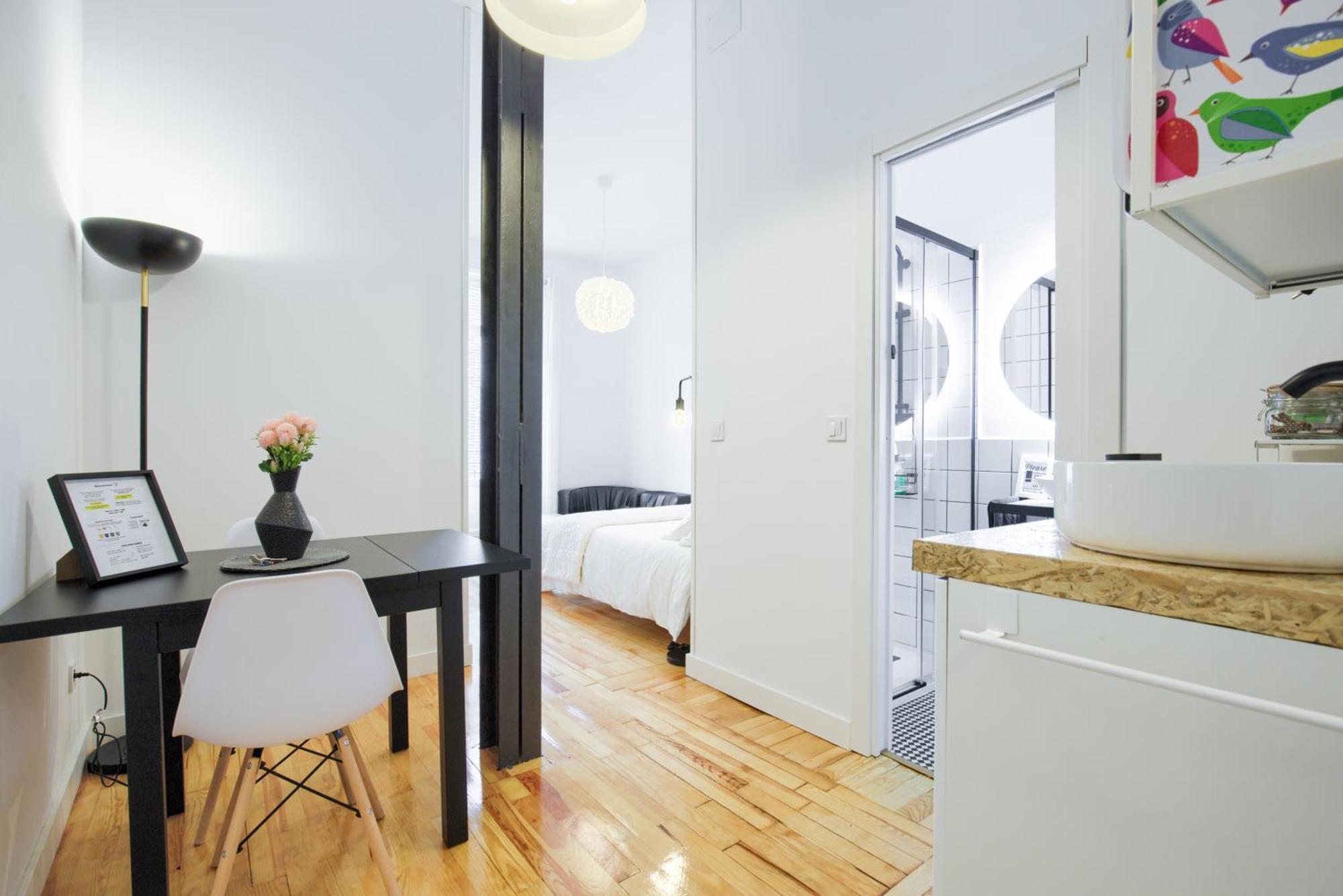 Mezzanine Orange Apartment มาดริด ห้อง รูปภาพ